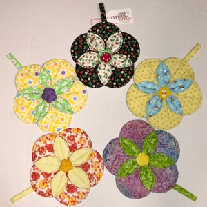 Quilted Flower Potholders / Hot Pads