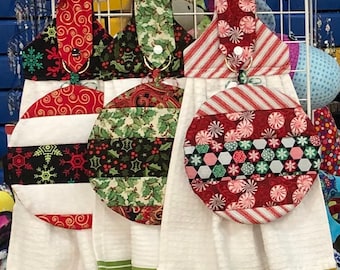 Quilted Holiday Ornament Hot Pad & Hanging Towel Set