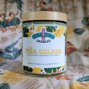 8 Unzen Piña Colada Scented Soy Candle - Tiki Time Candle Collection