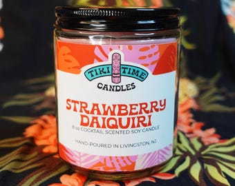 Candela di soia da 227 g (8 oz) al profumo di Daiquiri alla fragola - Collezione Tiki Time Candle