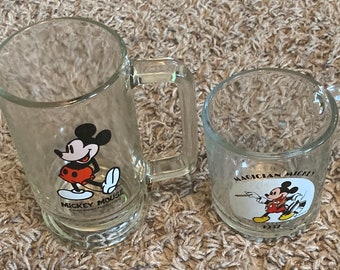 VINTAGE Mickey Mouse mug set