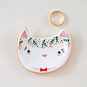 Cat Ring Dish, Tiny Cat Ring Holder, Ceramic Cat Dish, Celestial Cat, Cat lover Gift, Jewellery Storage, Christmas Cat, Crazy Cat Lady