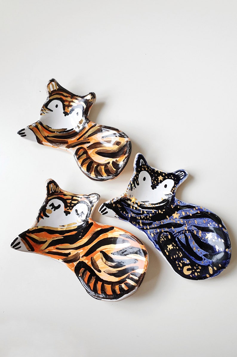 Tiger Ring Dish, Ceramic Tiger, Moon Phases, Birthday Gift, Boho Animal, Christmas Gift, Ceramic Animal Sculpture, Miniature Tiger image 5