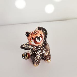 レッサーパンダの置物、ミニチュアレッサーパンダ、陶器の