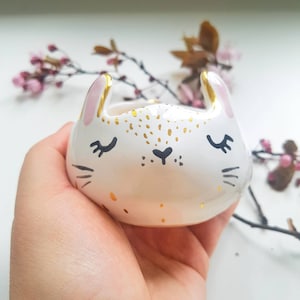 Easter Table Decor, Tiny Planter, Bunny Planter, Handmade Ceramic Planter, Mini Planter, Succulent Planter, Ceramic Rabbit, Animal Planter