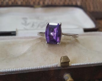 925 Sterling Silber Ring, Echter Fancy Cut Solitaire Amethyst, Größe P US 7,5