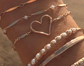 Pulsera de cadena con forma de corazón rellena de oro de 14 k / Hecha a mano
