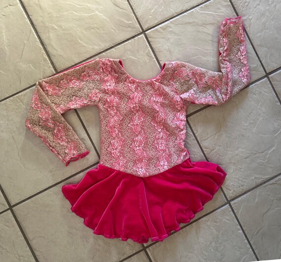 Robe Fille Fleurie En Velours Et Volants - Taille 6X, Rose Et Noir, Occasion Très Bon état