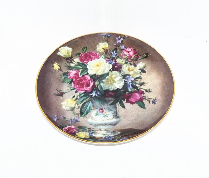 1944 Royal Doulton Rose Bouquet Plate For the Franklin Mint