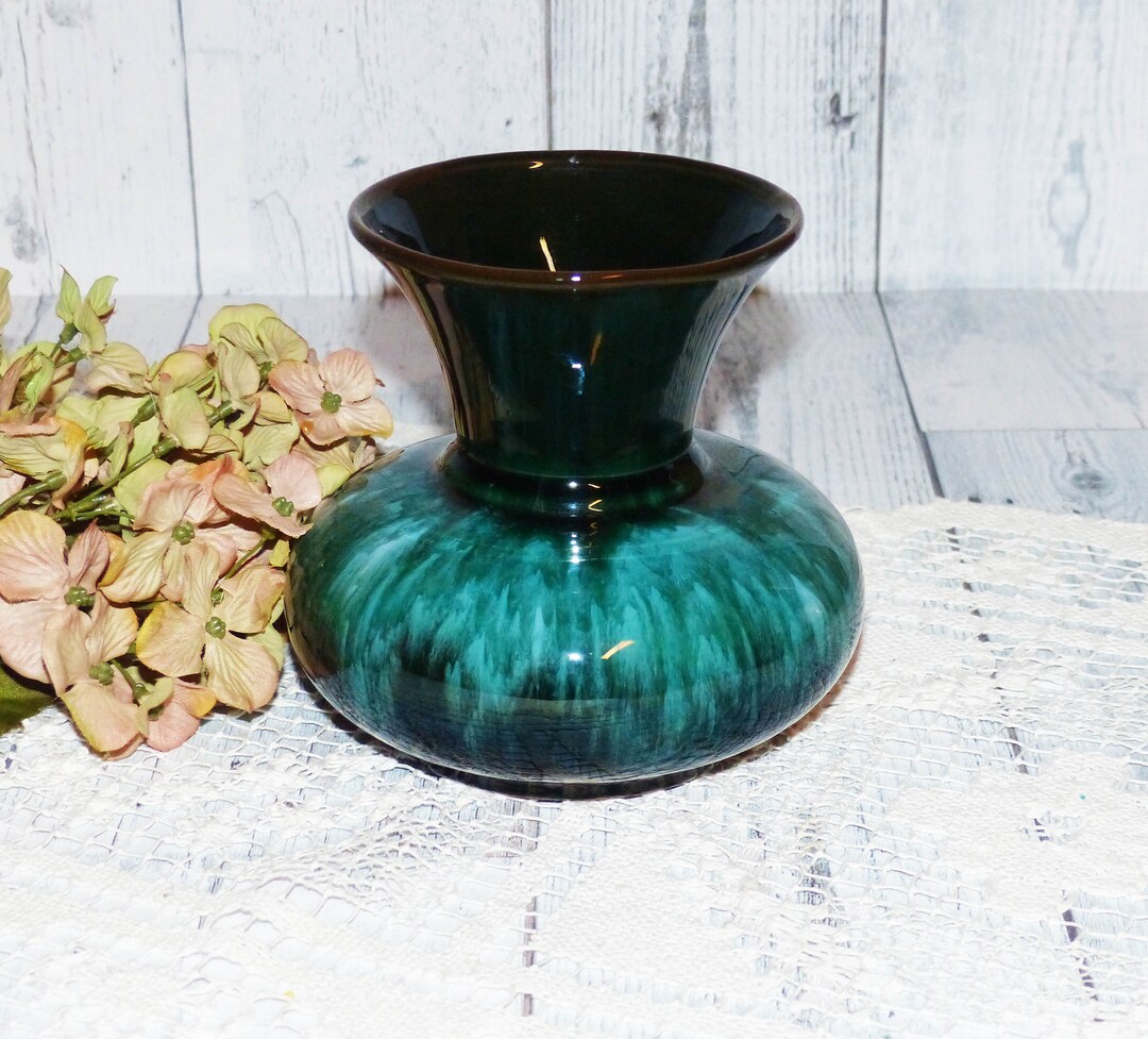 Blue Mountain Pottery Vase 5" Tall, BMP Canada Green Drip Glaze - Etsy