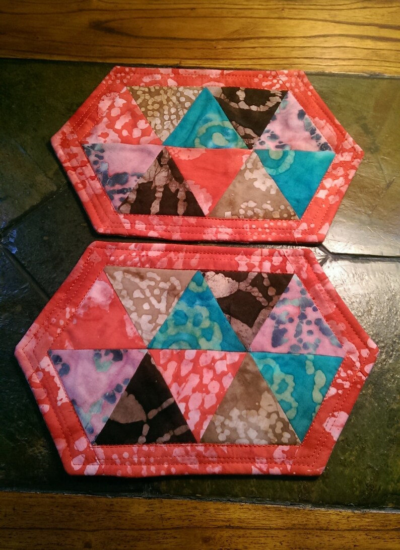 Quilted Batik Mug Rug Set of 2 Geometric Shaped Snack Mat Etsy