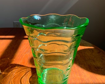Uranium Glass Vase with Wavy Design, Black Light Glow