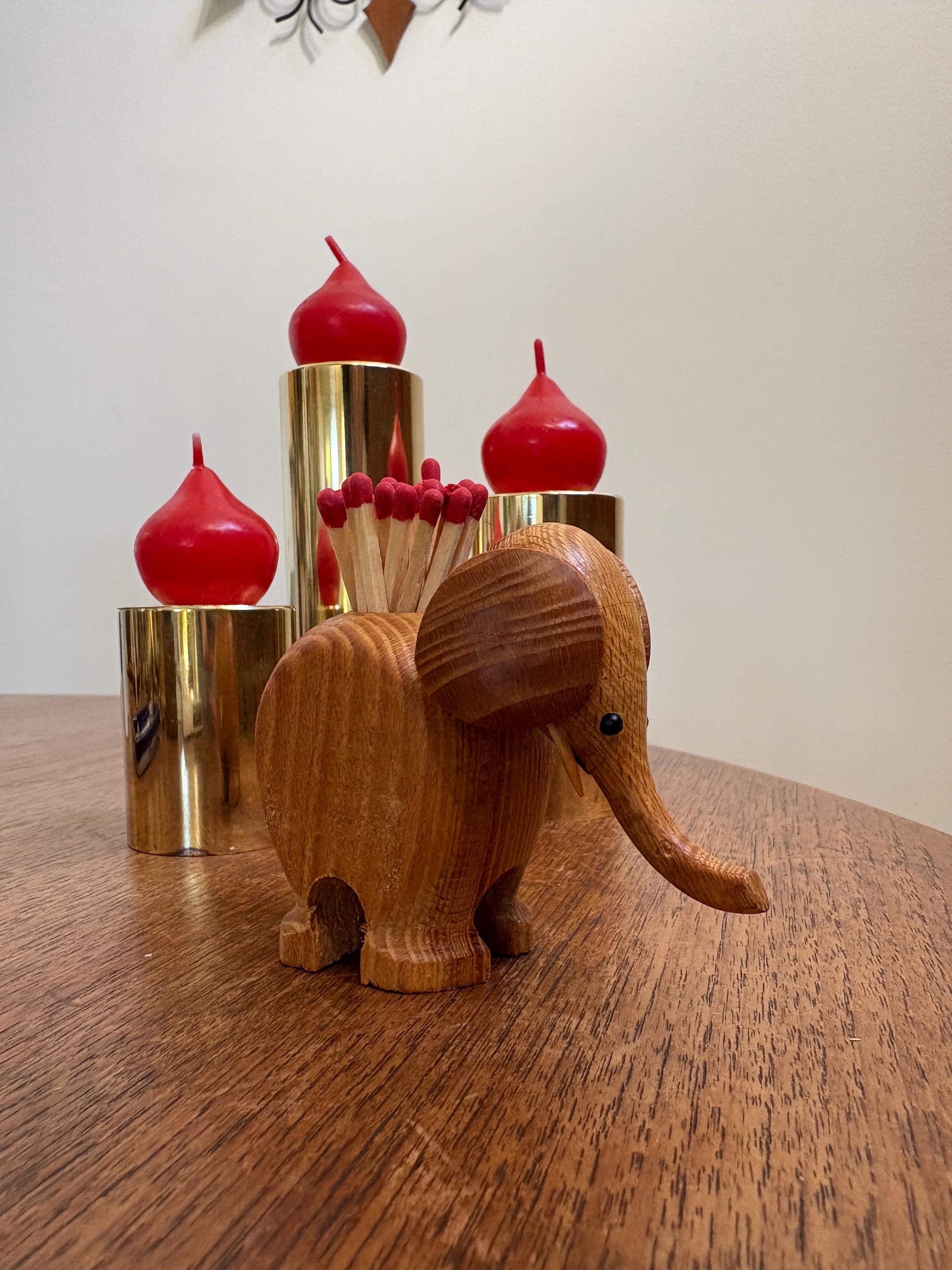 Tête d'éléphant vintage en teck, Thaïlande | €499