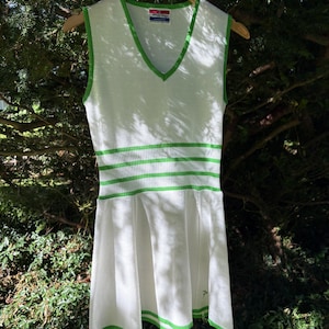 Cute 1970’s White Stag tennis dress vintage green white
