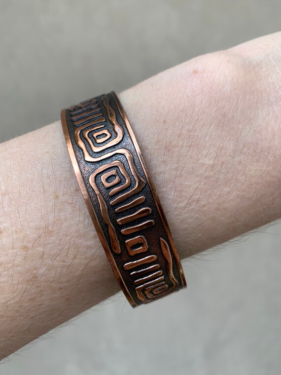 Vintage solid copper abstract design cuff bracele… - image 9