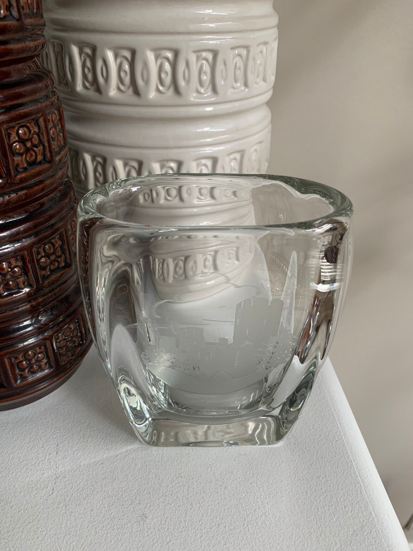 Gorgeous Heavy Swedish Crystal Vase With Depiction of Castle Visby - Etsy