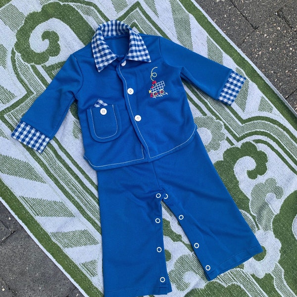 Groovy 1970s vintage infant set train blue gingham vibes