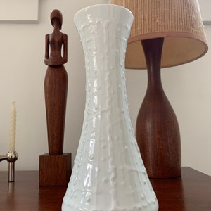 KPM Royal Bavarian Porcelain vase white mid century design tall splatter