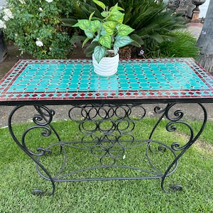 Zara Indoor/Outdoor Authentic Moroccan Mosaic Zellige & Iron Side Table