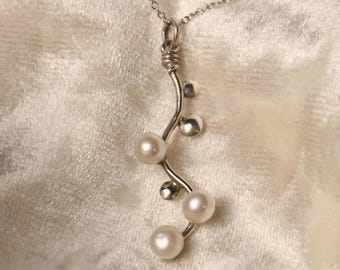 Botany-Inspired Natural Pearl Pendant, "Caulerpa", Sterling Silver, Handmade