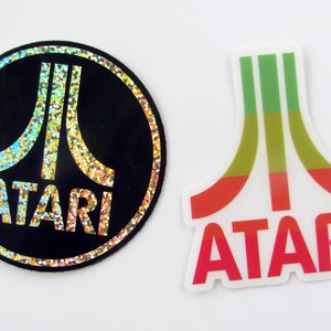 Conjunto de adesivos ATARI - Decalques de vinil transparentes e brilhantes com logotipo para laptop, skate, veículo e muito mais!