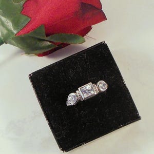 Judith Ripka Sterling Silver Ring With Clear Cubic Zirconia Stones -  Ring Size 7 - Band Ring - Designer Ring
