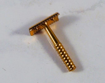 Small Gold Tone Safety Razor - Only About 1 1/2" Tall - Come With a Blade