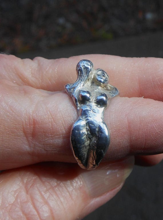 Handmade Unique Sterling Silver Ring Showing Two … - image 6