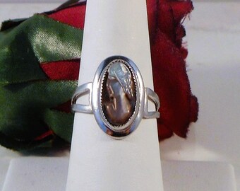 Vintage Sterling Silver Cameo Ring By SARAH COVENTRY - Ring Size 7 1/4 - Carved Mother of Pearl Cameo - Gift for Her