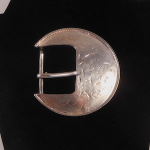 Larger Round Showy Silver Tone Buckle With Floral Stamp Work - For Crafting or Put On Existing Belt - For Her or Him