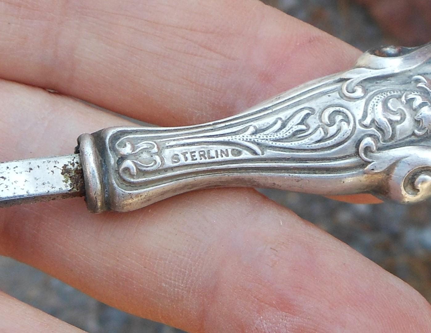 キューピッドの松明を貴方に / Antique Silver Handle Shoe Horn