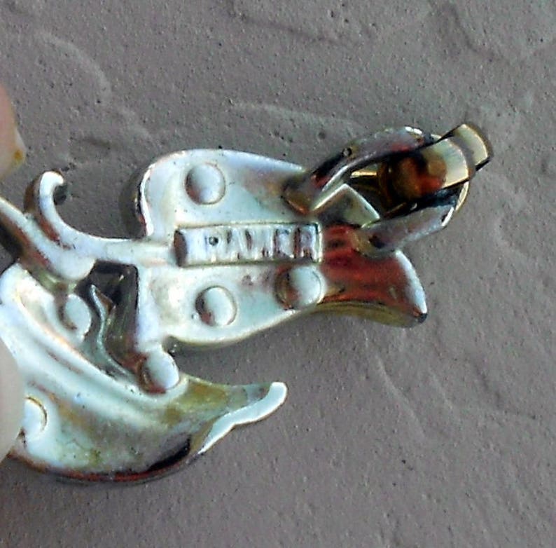 KRAMER Necklace Silver Tone Leaves With Green Rhinestones Adjustable Length Free Shipping Within the USA