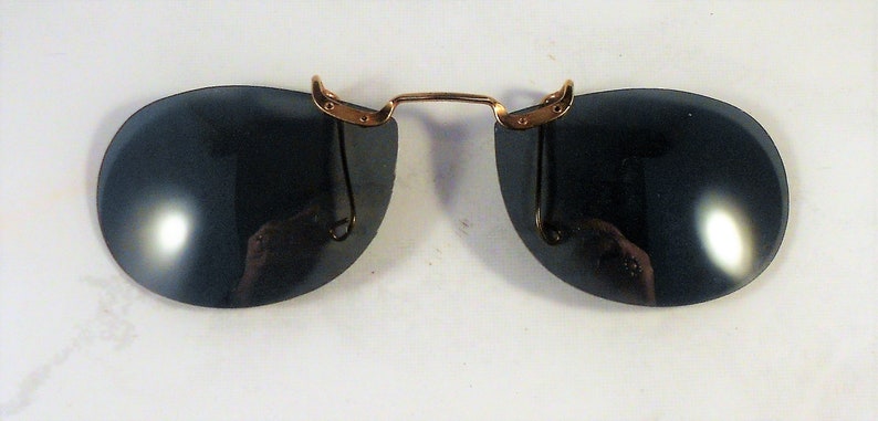 Your Choice of SizeStyle Free Shipping Within the USA Vintage Polaroid Clip On Sunglasses