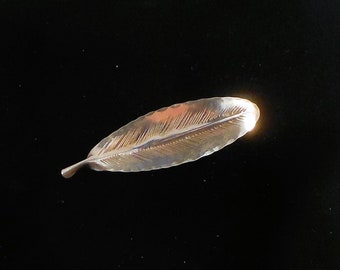 Vintage Sterling Silver Feather Brooch Made by Stuart Nye - Beautiful Vintage Hand Wrought Brooch