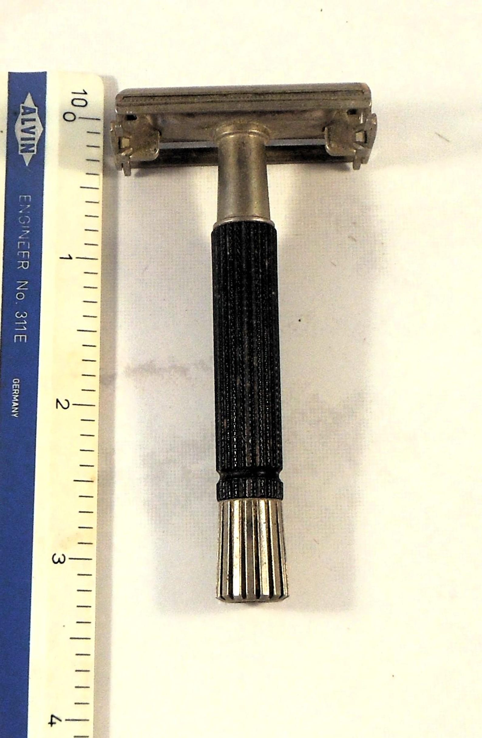 Nice Vintage GILLETTE Flare Tip Super Speed Double Edge Safety Razor ...