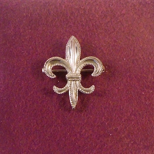 Broche de flor de lis en plata de ley o con gancho en la parte posterior para reloj o llavero - Joyería vintage