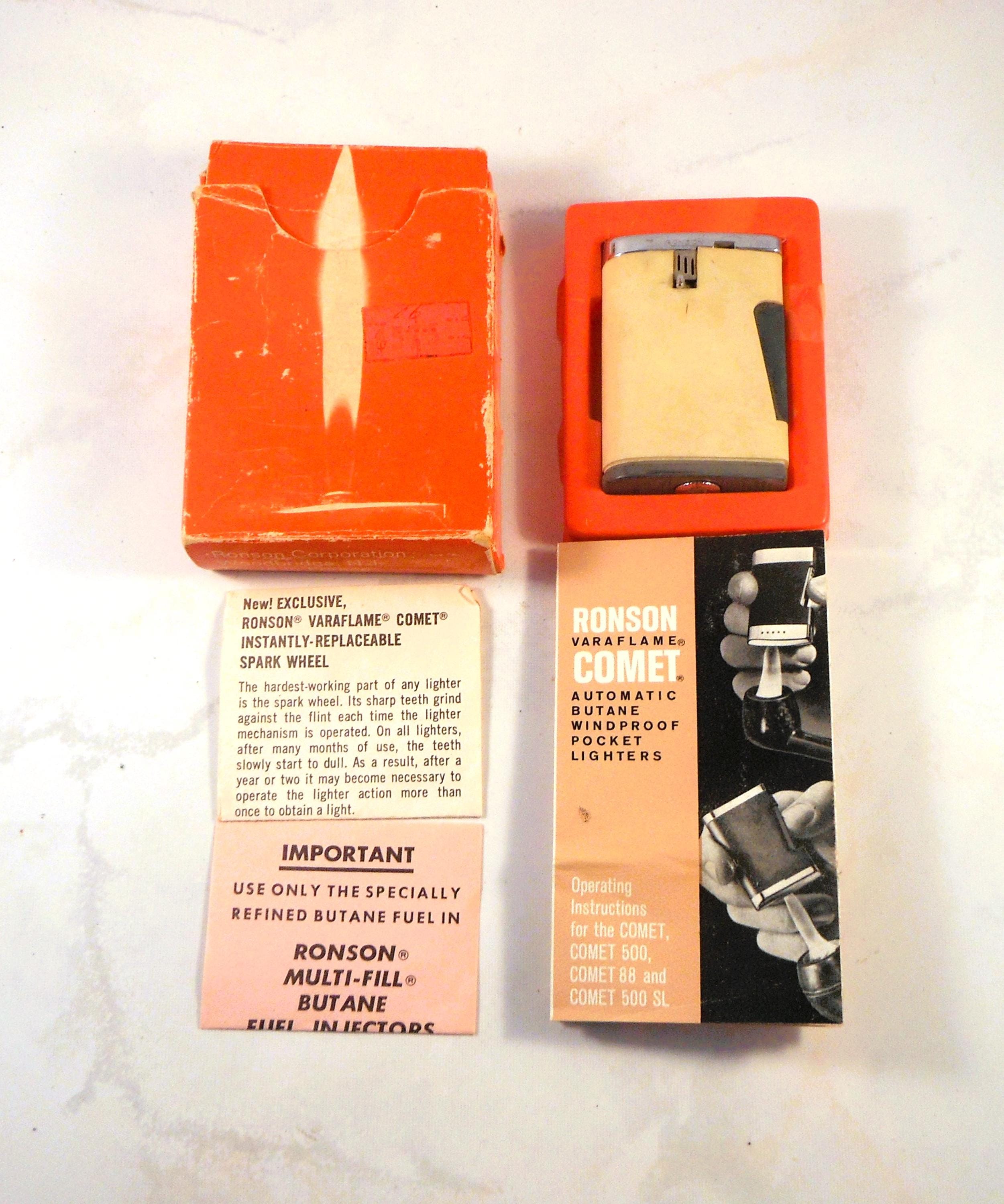 Vintage RONSON Varaflame Comet Lighter With Original Box and 