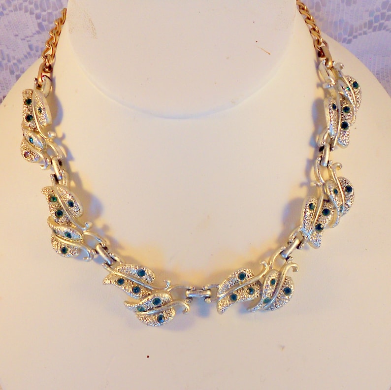 KRAMER Necklace Silver Tone Leaves With Green Rhinestones Adjustable Length Free Shipping Within the USA