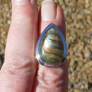 Sterling Silver Labradorite Ring Size 5 - Statement Piece - Nice Play of Color