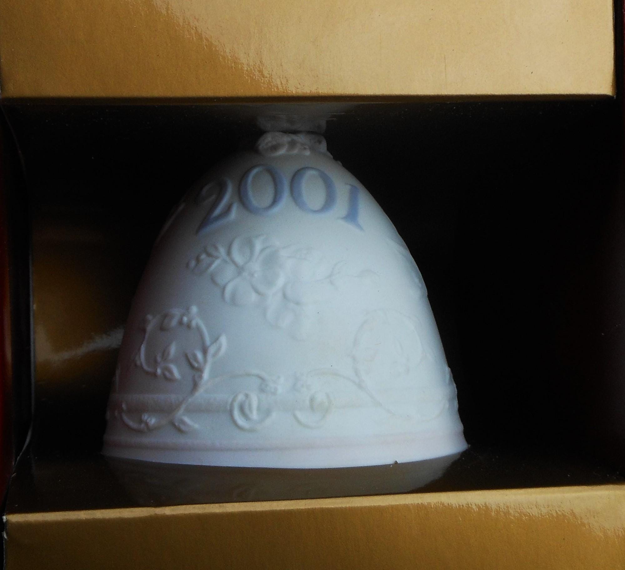 2001年製 リヤドロ磁器製クリスマスベル オリジナルボックス入り 書類