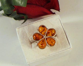 Sterling Silver Amber Ring With 5 Amber Stones Size 5 - Right Hand Ring