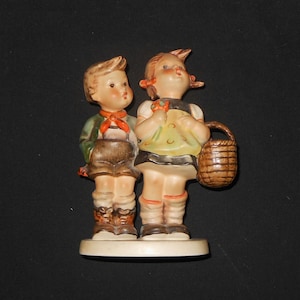 VINTAGE Goebel Hummel-beeldje &#39;To Market&#39; #49/0 uit de jaren 60 TMK-3 gestileerde bij West-Duitsland - zeer verzamelobject