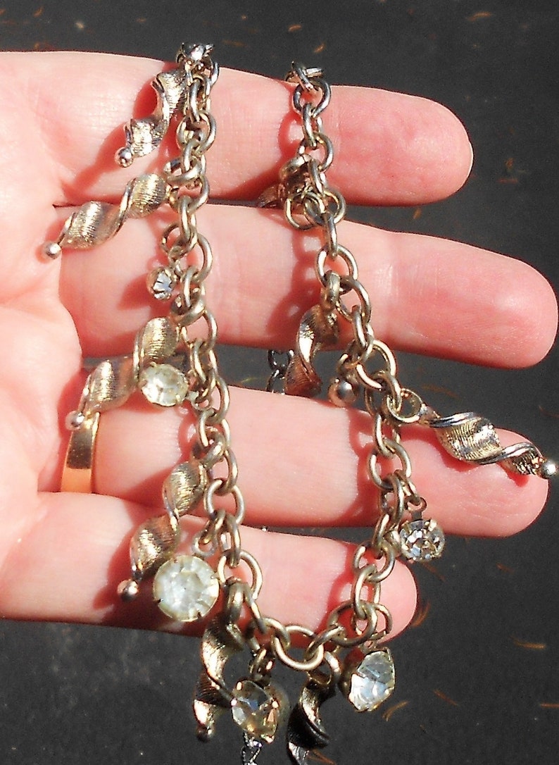 Retro Mid-Century Free Shipping Adjustable Length Sparkling Rhinestones /& Twisted Dangles Vintage Rhinestone Choker Necklace