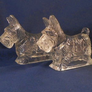 Vintage Federal Glass Scottie Dog Figurine Vintage Glass Scottie Figurine Vintage Glass Scottish Terrier Figurine Vintage Glass Dog Figurine
