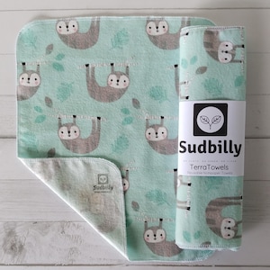 Sloth Print Reusable Cotton Flannel Towels: Eco-Friendly Kitchen Wipes