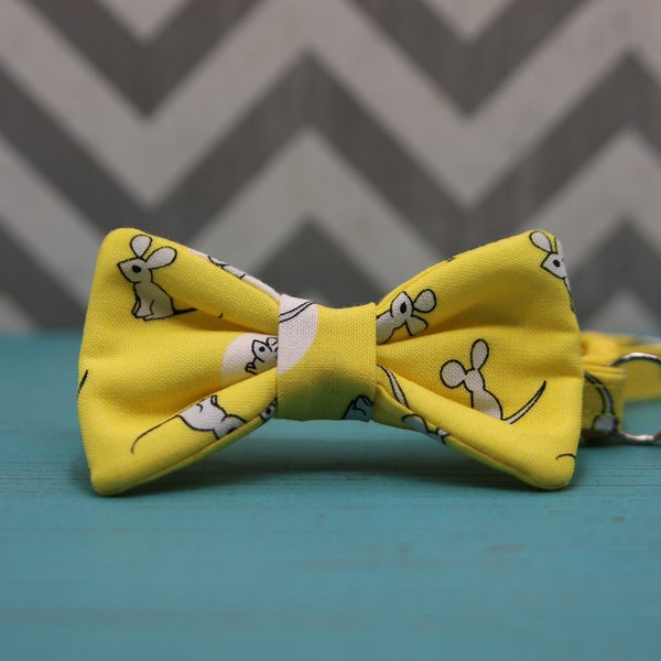 Cat Bow Tie Collar - Yellow Mouse - Breakaway w/ Bell