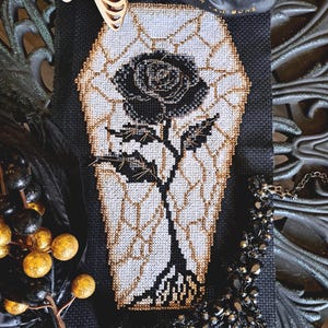 Black Rose Cross Stitch Pattern, Counted Cross stitch, DIY, Wall Decor