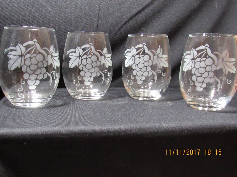 Grape Etched Stemless Wine Glasses20oz Set of 4 Etsy