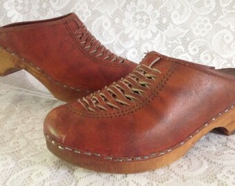 mia clogs for women