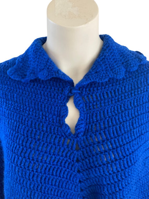 Hand Knit Crochet Collared Cape Shawl Poncho V-nec